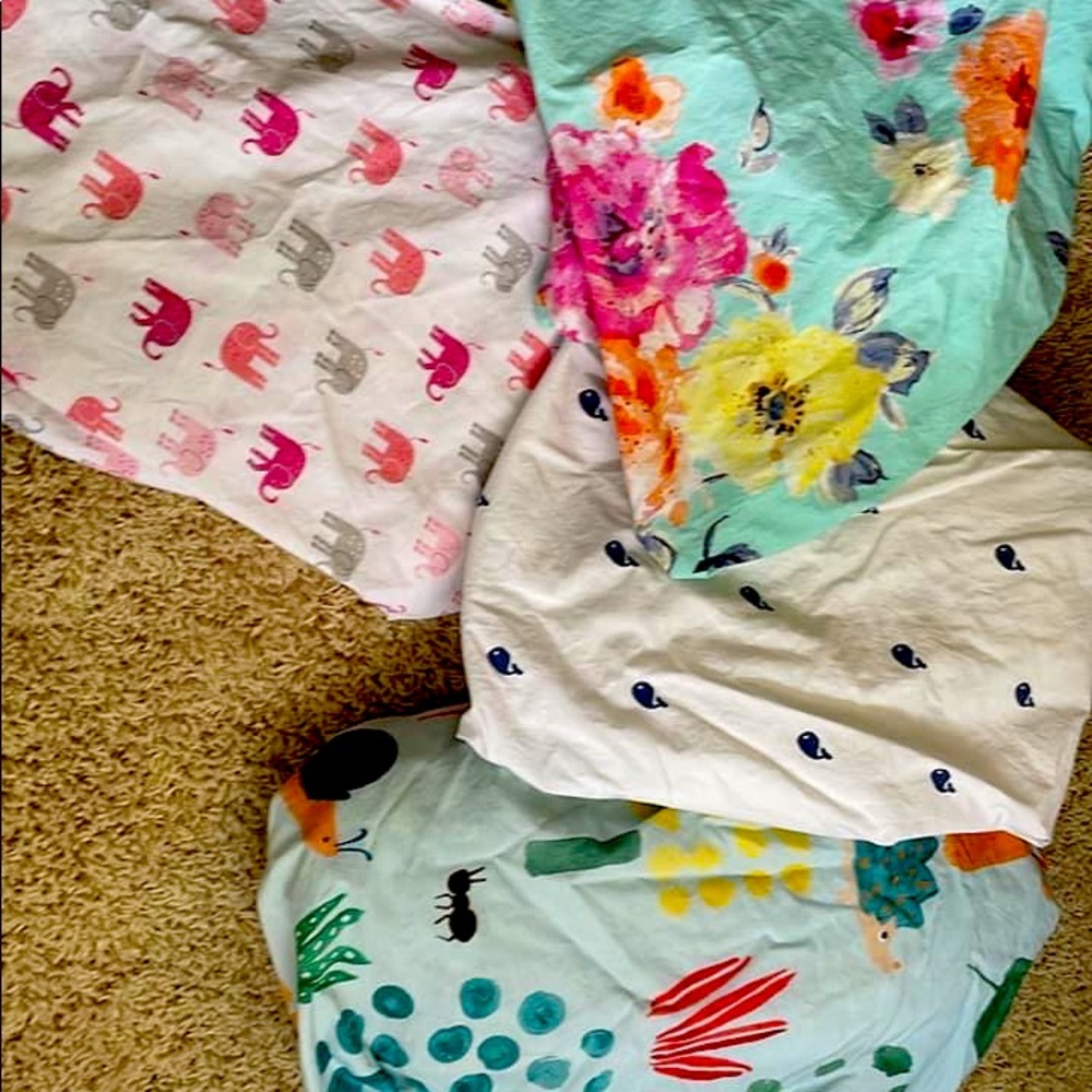 4 pottery barn sheets